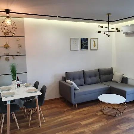 Nowy Apartament 58 Z Klimatyzacja Apartment *