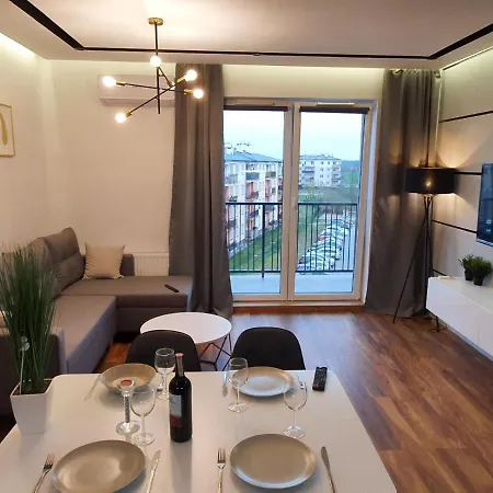 Apartment Nowy Apartament 58 Z Klimatyzacja *